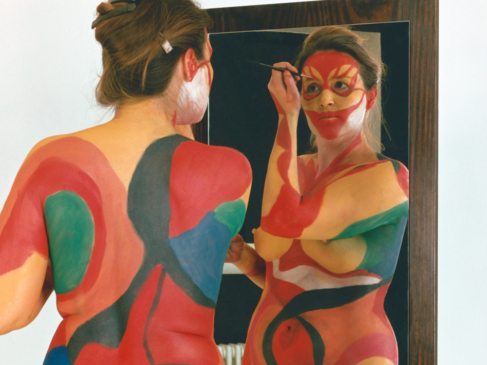 Bodypainting - nackte bemalte Frau